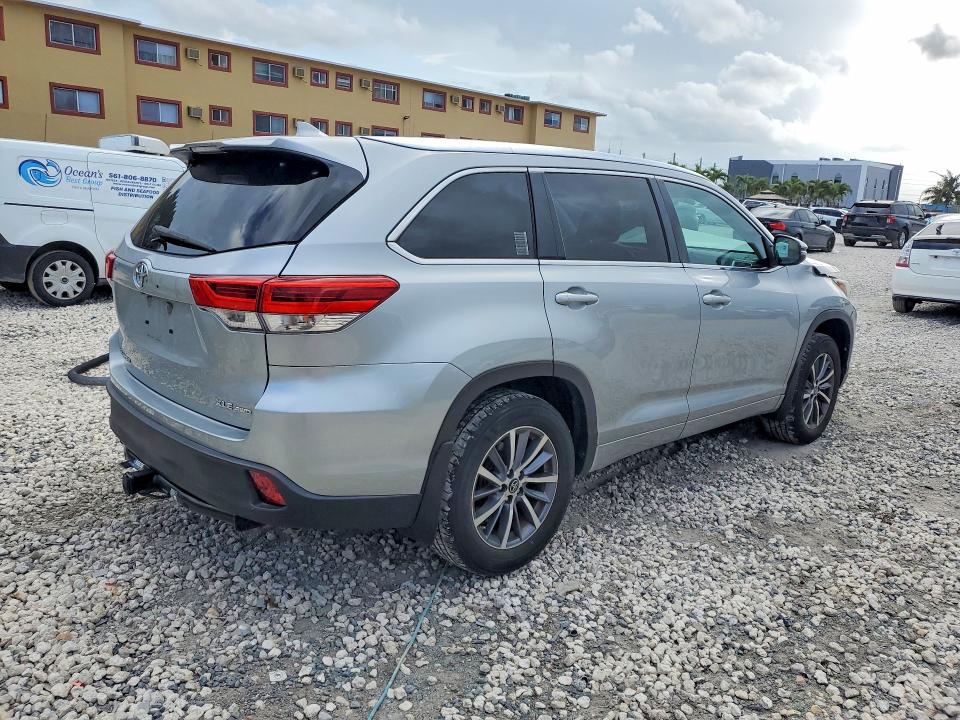 2017 Toyota Highlander VIN 5TDJZRFHXHS522686 COPART salvage auction — FRONT END, Il - Salvage Certificate, sold $25 on 2026-07-28 (photo 3)