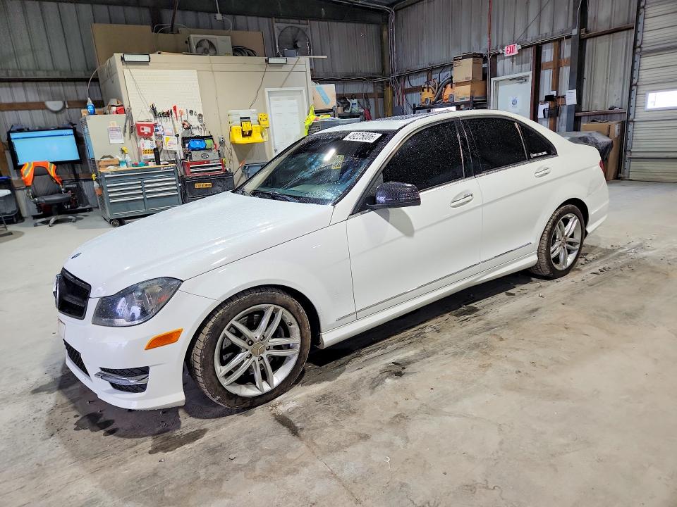 2013 Mercedes-benz C-klasse VIN WDDGF8AB5DR245041 COPART salvage auction — FRONT END, Mo - Salvage Certificate Of Title, sold $300 on 2026-07-28 (photo 1)