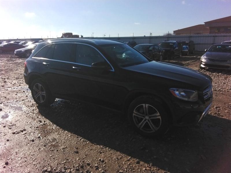 2016 Mercedes-benz Glc VIN WDC0G4KB9GF059471 COPART salvage auction — REAR END, WI, sold $4,400 on 2026-08-10 (photo 4)