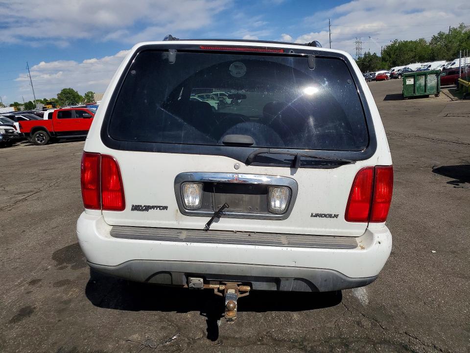1999 Lincoln Navigator VIN 5LMPU28A5XLJ34855 COPART salvage auction — FRONT END, Co - Public - Salvage Title, sold $375 on 2026-07-09 (photo 6)