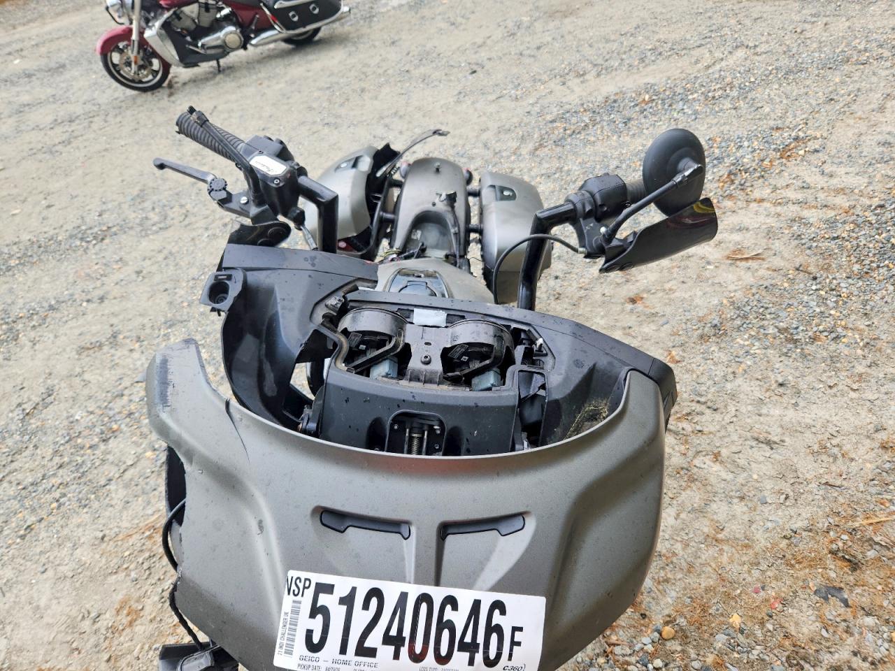 2021 Indian Challenger VIN 56KLCBRR9M3401398 COPART salvage auction — All Over, ID - SALVAGE CERTIFICATE OF TITLE, sold $575 on 2026-07-09 (photo 5)