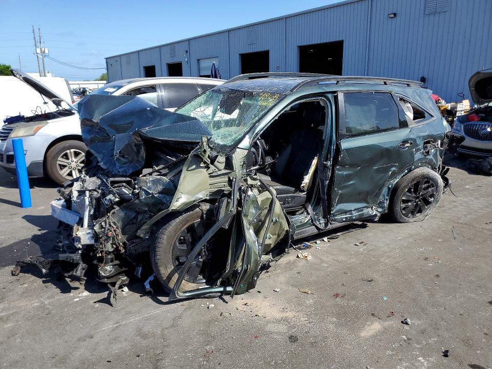 2022 Kia Sorento VIN 5XYRLDLC1NG131192 COPART salvage auction — ROLLOVER, Fl - Cert Of Destruct-No Vin Plate, sold $1,550 on 2026-07-27 (photo 1)