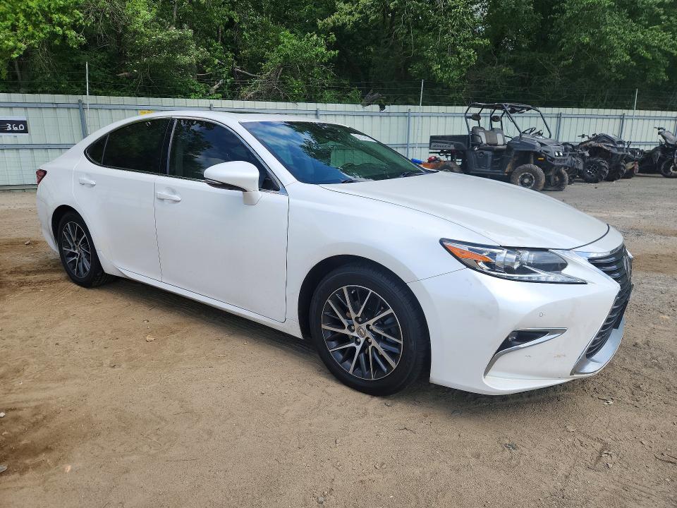 2017 Lexus ES VIN 58ABK1GGXHU046309 COPART salvage auction — SIDE, Tx - Salvage Vehicle Title, sold $1,000 on 2026-07-02 (photo 4)