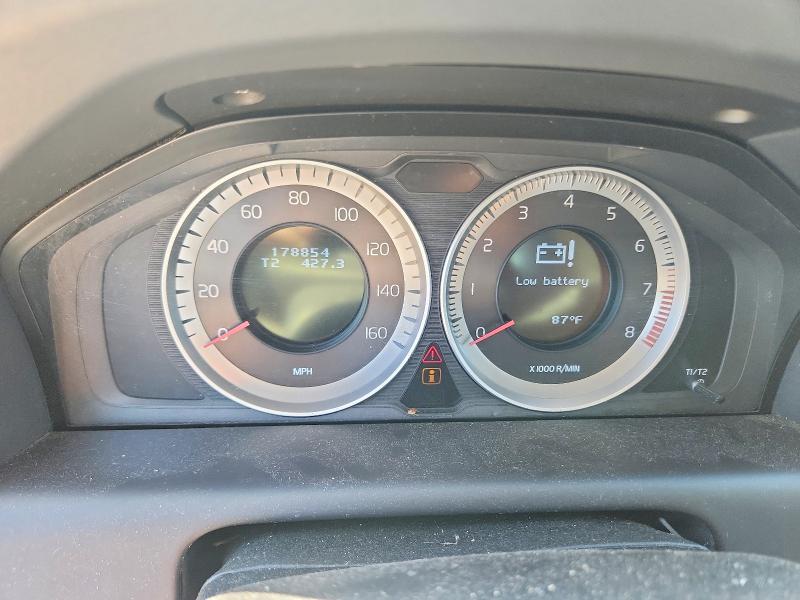 2013 Volvo Xc60 VIN YV4952DL6D2412634 COPART salvage auction — FRONT END, Wv - Certificate Of Title, sold $375 on 2026-07-24 (photo 9)