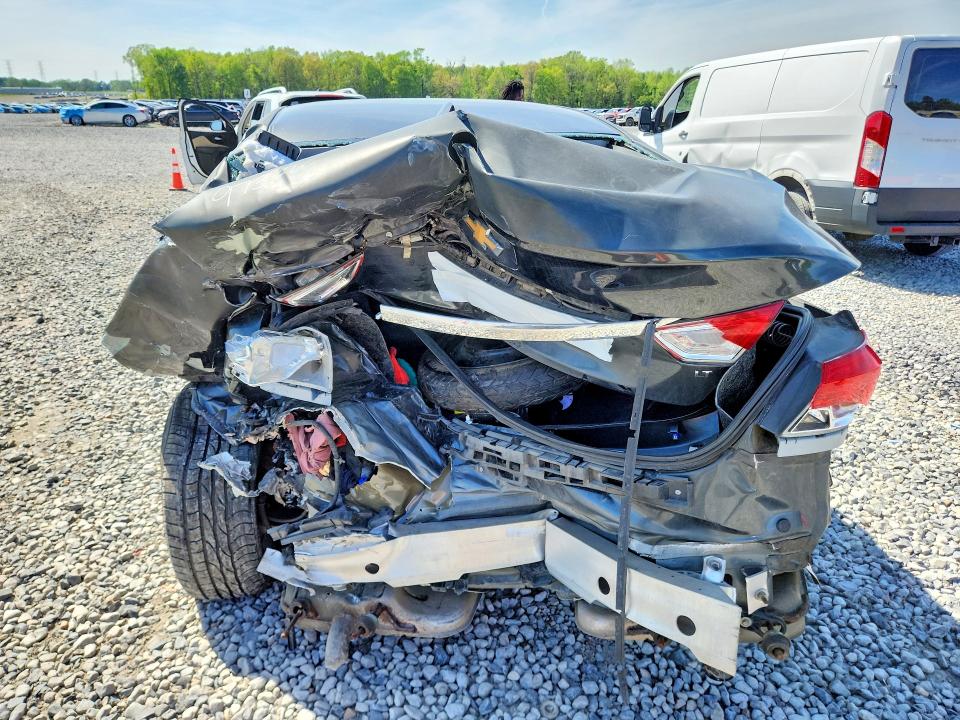 2018 Chevrolet Impala VIN 2G1105S31J9167167 COPART salvage auction — REAR END, Tn - Salvage Certificate, sold $475 on 2026-07-02 (photo 6)