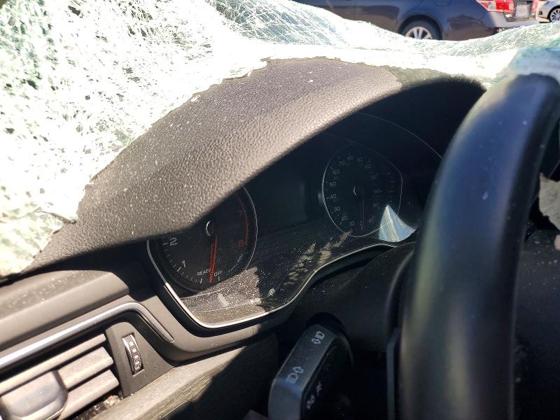 2019 Audi A4 VIN WAUGMAF49KN016526 COPART salvage auction — ROLLOVER, Ca - Salvage Certificate, sold $175 on 2026-07-24 (photo 9)