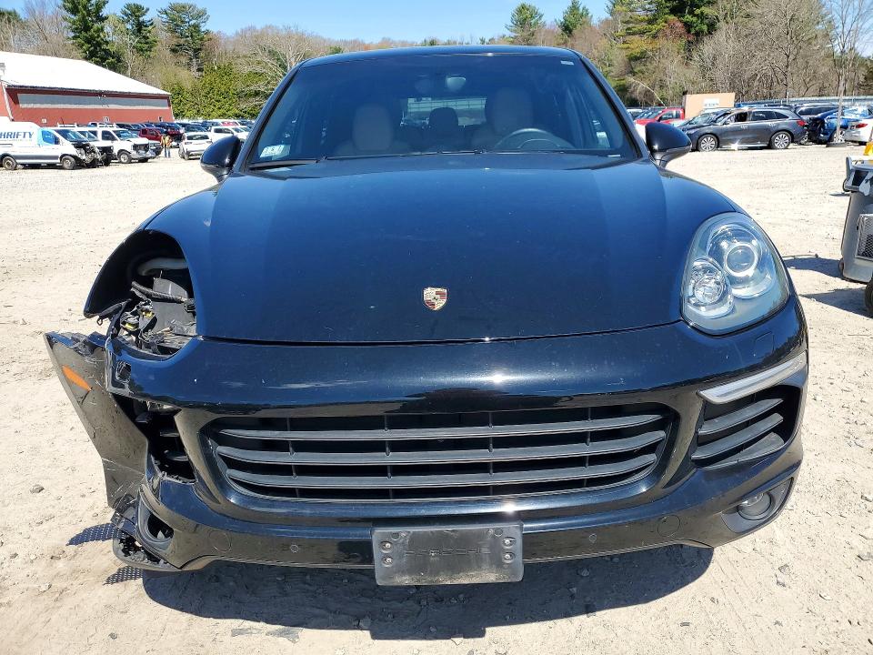 2017 Porsche VIN WP1AA2A26HKA92016 COPART salvage auction — FRONT END, Salvage Title, sold $1,350 on 2026-08-10 (photo 5)