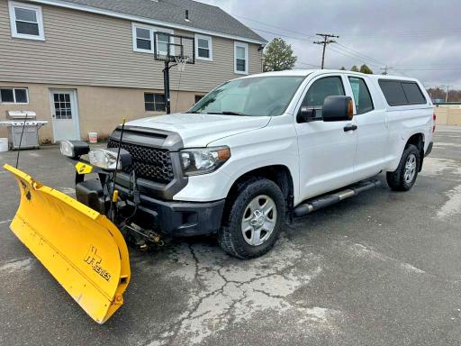 2018 Toyota Tundra VIN 5TFUY5F19JX762520 COPART salvage auction — MINOR DENT/SCRATCHES, Nh - Certificate Of Title (P), sold $9,800 on 2026-07-07 (photo 1)