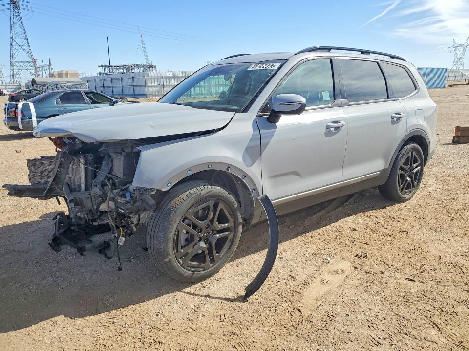2023 Kia Telluride VIN 5XYP3DGC1PG372660 COPART salvage auction — FRONT END, Salvage Title, sold $4,200 on 2026-07-20 (photo 1)