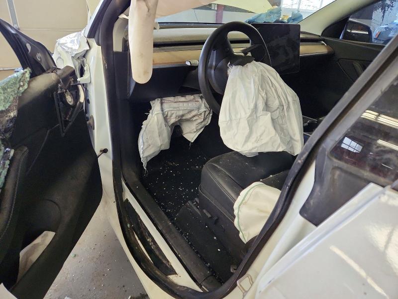 2020 Tesla Model y VIN 5YJYGDEE3LF017097 COPART salvage auction — FRONT END, Il - Certificate Of Title, sold $4,250 on 2026-07-20 (photo 8)