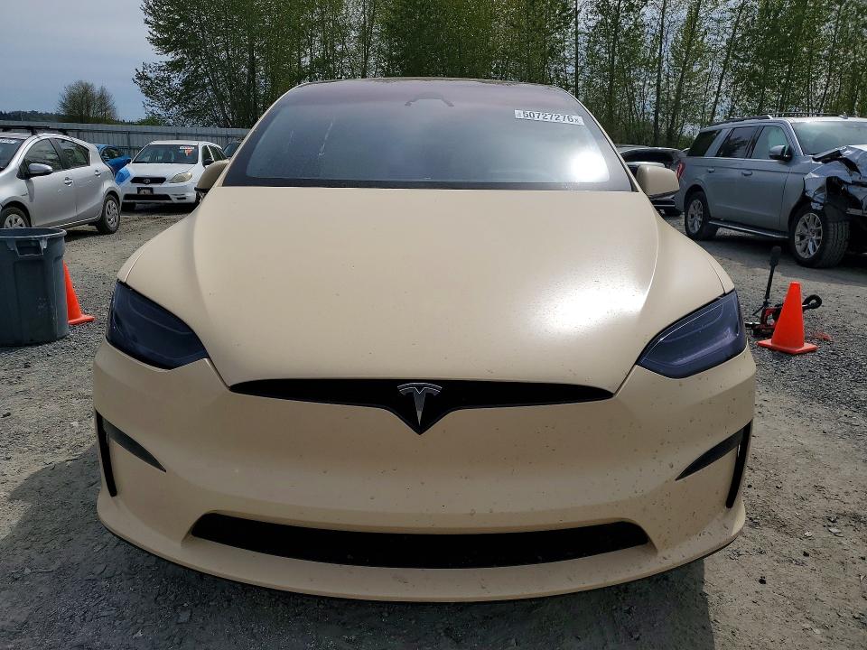 2023 Tesla Model x VIN 7SAXCBE51PF403490 COPART salvage auction — SIDE, Salvage Title, sold $15,300 on 2026-07-27 (photo 5)
