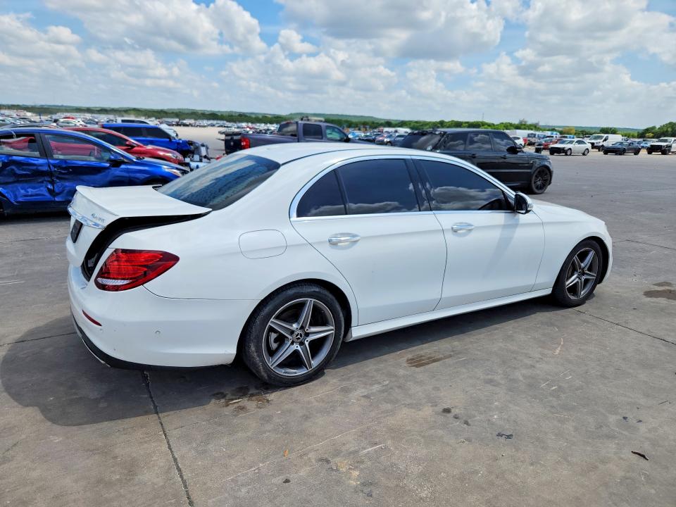 2017 Mercedes-benz E-class VIN WDDZF4KB7HA036193 COPART salvage auction — REAR END, Ok - Certificate Of Title (P), sold $8,200 on 2026-07-16 (photo 3)