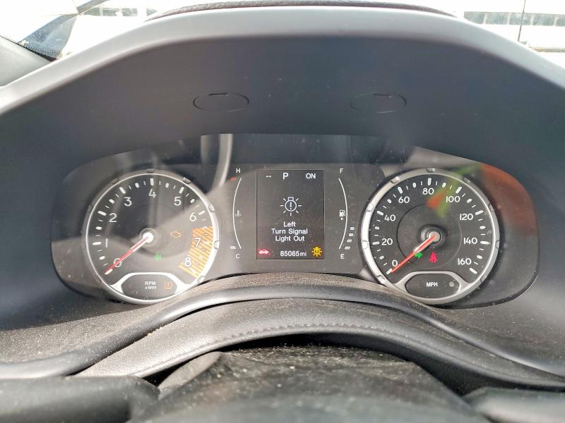 2023 Jeep Renegade VIN ZACNJDB12PPP33846 COPART salvage auction — FRONT END, IL - CERTIFICATE OF TITLE, sold $250 on 2026-07-28 (photo 9)