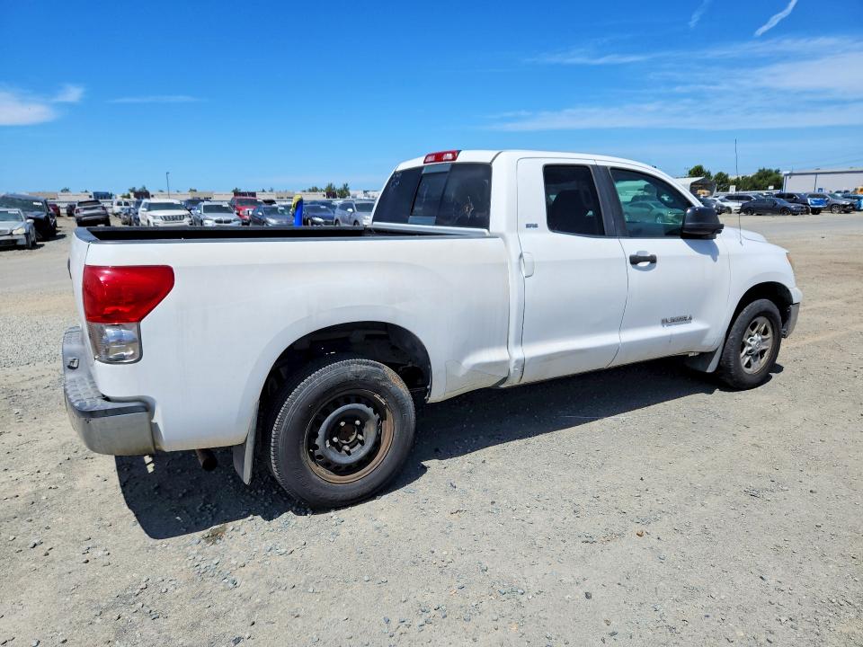 2008 Toyota Tundra VIN 5TFRU54148X009136 COPART salvage auction — MINOR DENT/SCRATCHES, CA - DIS/DLR/EXP ONLY CLEAN TITLE (P), sold $1,900 on 2026-07-28 (photo 3)
