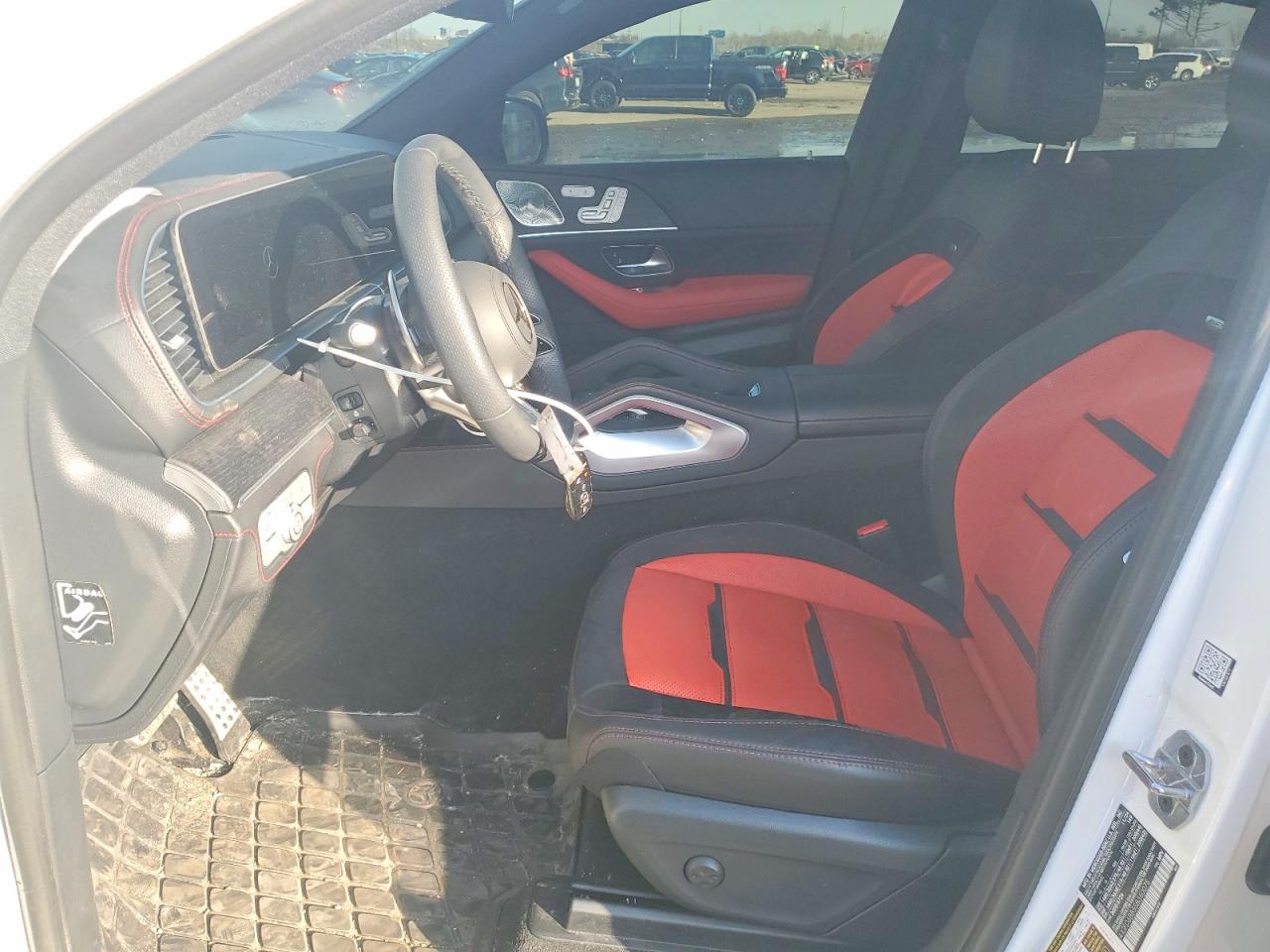 2025 Mercedes-Benz GLE-Class VIN 4JGFD6BB5SB360075 COPART salvage auction — Rear End, MI - CERT OF TITLE-SALVAGE VEHICLE, sold $56,000 on 2026-06-30 (photo 7)