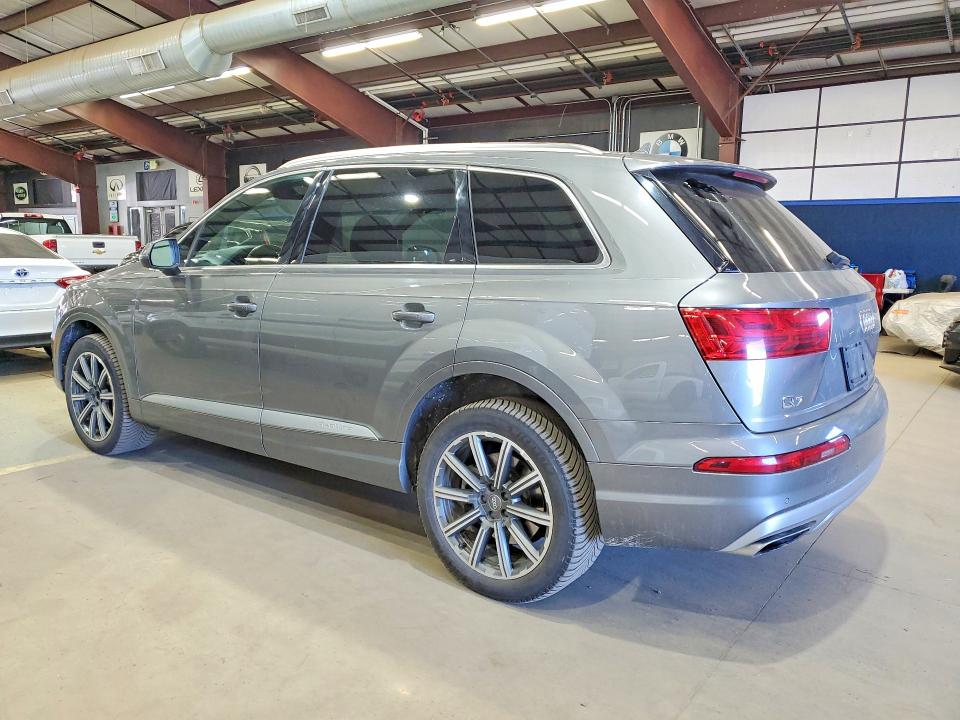 2017 Audi Q7 VIN WA1LAAF77HD016845 COPART salvage auction — MINOR DENT/SCRATCHES, Me - Certificate Of Title (P), sold $5,800 on 2026-07-17 (photo 2)