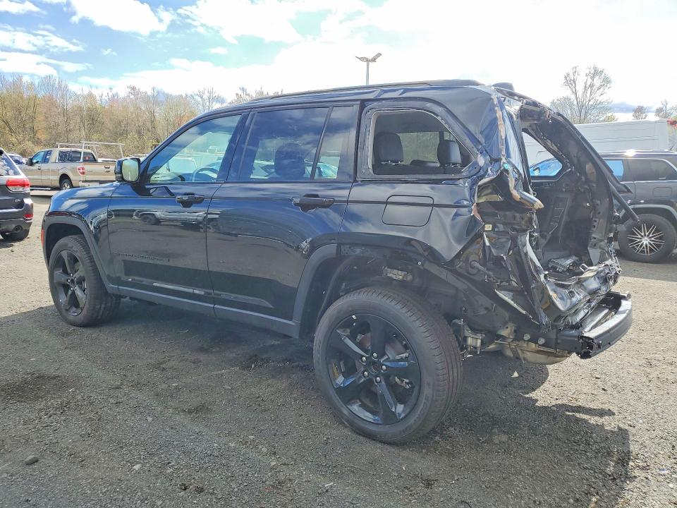 2023 Jeep Grand cherokee VIN 1C4RJHBG8PC504821 COPART salvage auction — REAR END, Ma - Certificate Of Title (P), sold $16,600 on 2026-07-27 (photo 2)