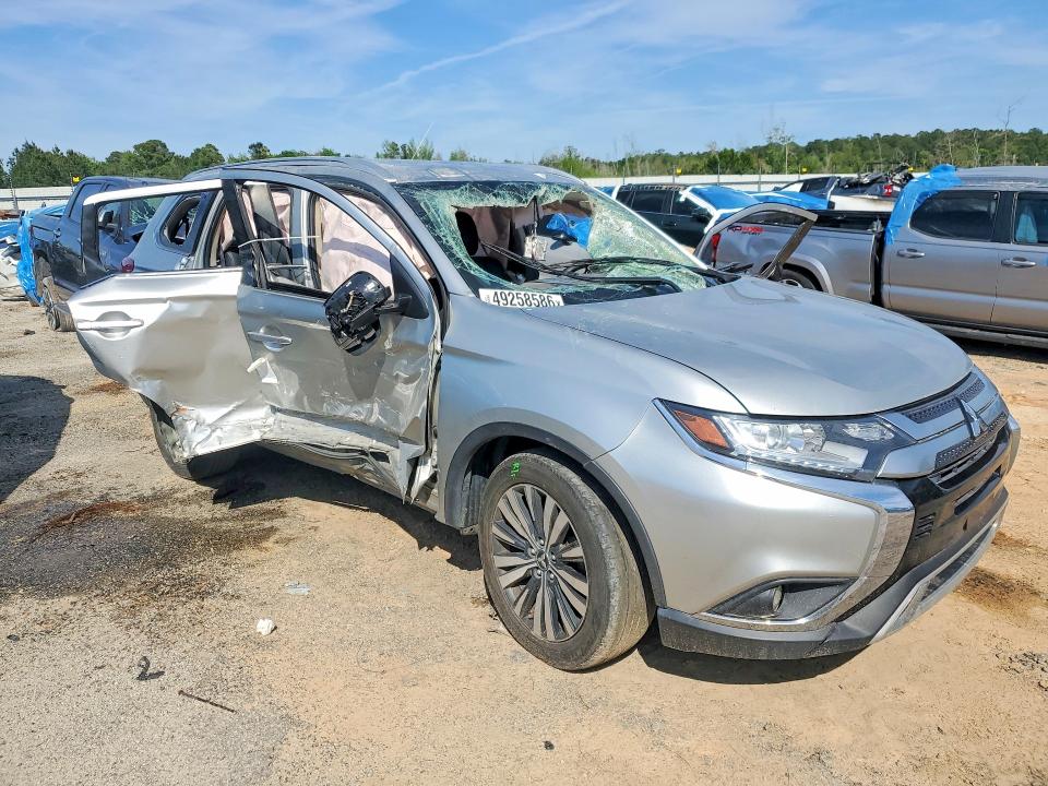 2020 Mitsubishi Outlander VIN JA4AD3A33LZ017940 COPART salvage auction — SIDE, SC - CERT OF TITLE-SALVAGE, sold $1,450 on 2026-07-08 (photo 4)
