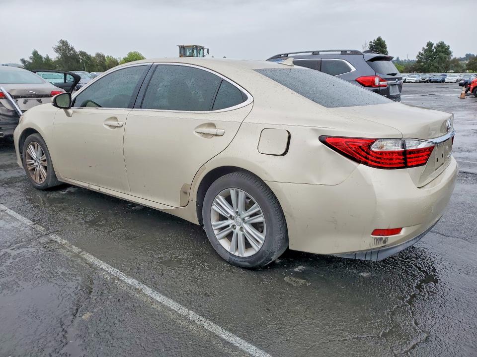 2013 Lexus ES VIN JTHBK1GGXD2009261 COPART salvage auction — FRONT END, Fl - Dis/Dlr/Exp Only Clean Title, sold $3,000 on 2026-07-24 (photo 2)