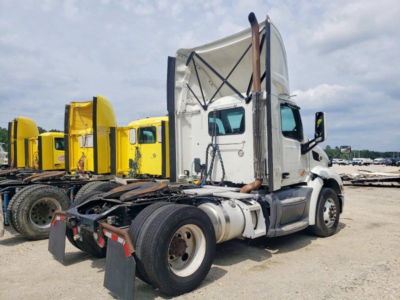 2017 Peterbilt 579 VIN 1XPBA48X0HD428992 COPART salvage auction — SIDE, IN - CERTIFICATE OF TITLE, sold $7,200 on 2026-07-28 (photo 4)