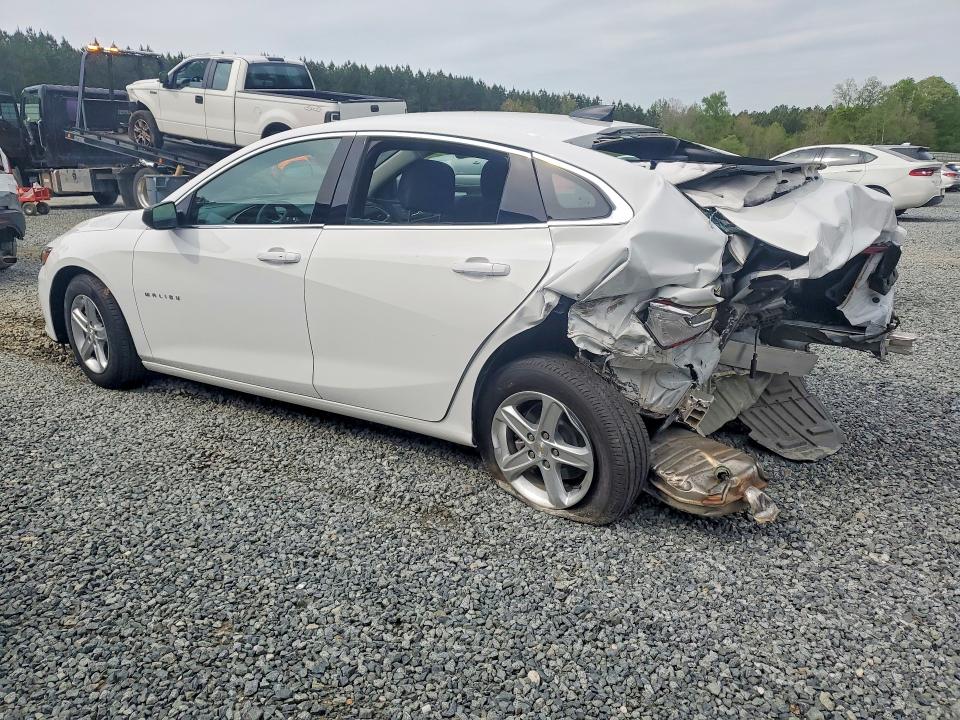 2025 Chevrolet Malibu VIN 1G1ZC5STXSF117824 COPART salvage auction — REAR END, Nc - Salvage Certificate Of Title, sold $3,500 on 2026-07-02 (photo 2)