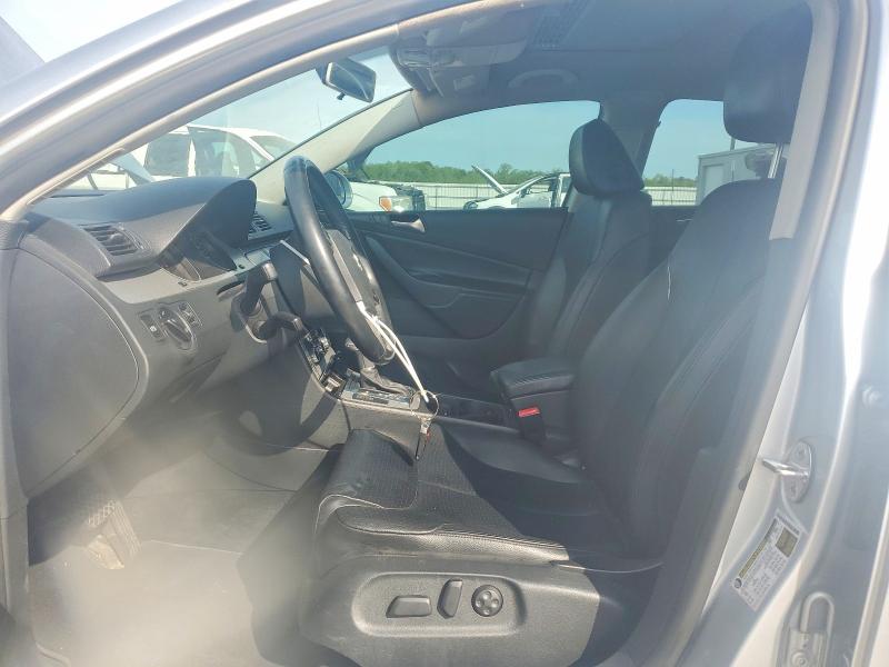 2010 Volkswagen Passat VIN WVWJK7AN5AE139790 COPART salvage auction — MINOR DENT/SCRATCHES, Va - Certificate Of Title, sold $425 on 2026-08-05 (photo 7)