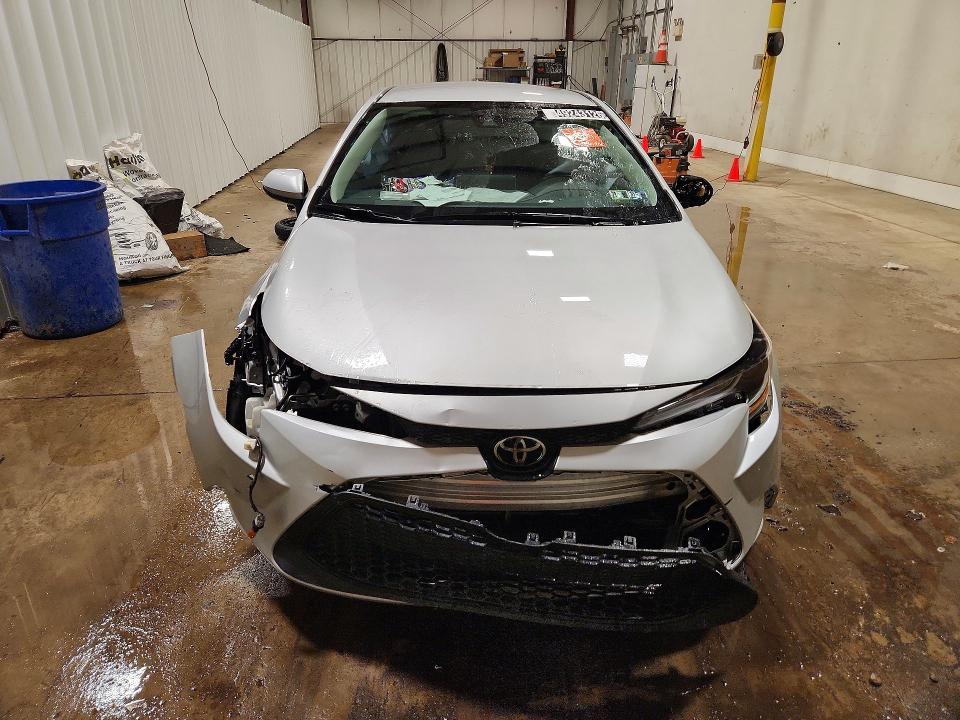 2021 Toyota VIN 5YFEPMAE5MP192966 COPART salvage auction — ALL OVER, PA - CERTIFICATE OF SALVAGE, sold $1,700 on 2026-07-09 (photo 5)