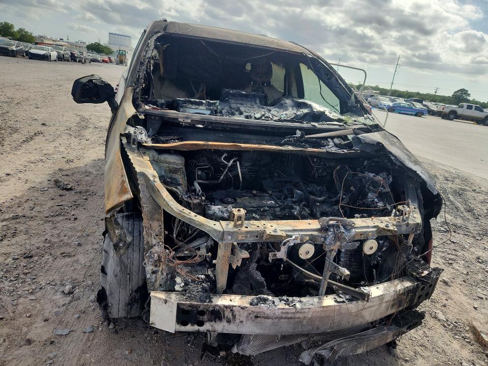2022 Toyota Sienna VIN 5TDJRKEC2NS091334 COPART salvage auction — BURN, La - Cert Of Title-Salvage, sold $5,000 on 2026-07-29 (photo 5)