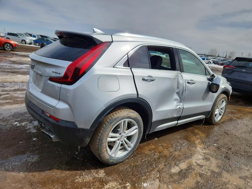 2021 Cadillac Xt4 VIN 1GYFZDR46MF045826 COPART salvage auction — FRONT END, Salvage Title, sold $1,200 on 2026-07-21 (photo 3)