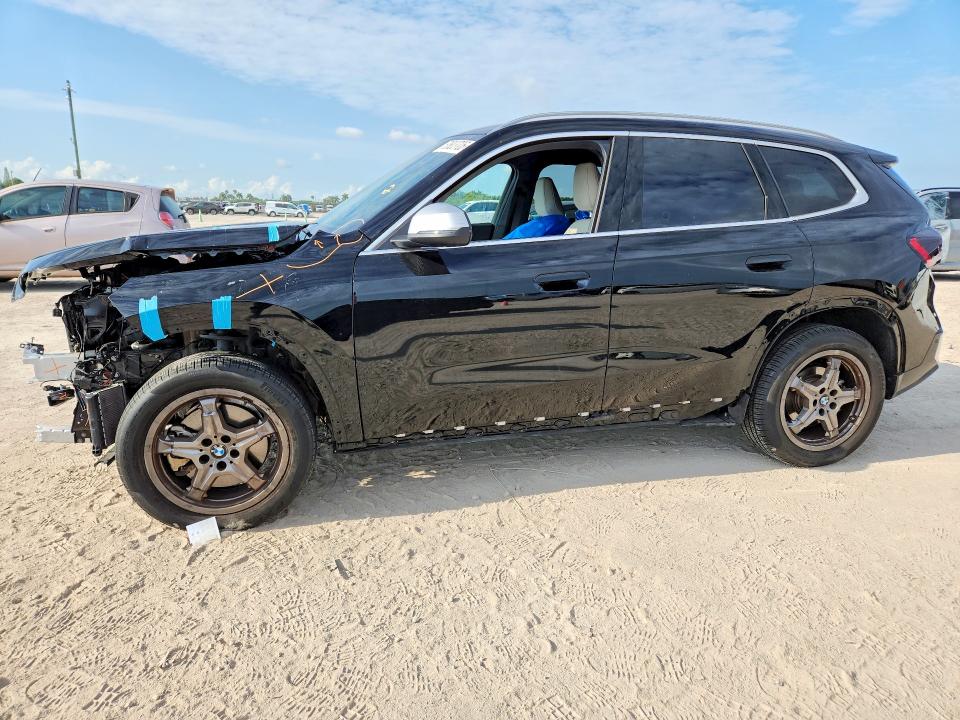 2024 BMW X1 VIN WBX73EF04R5Y37606 COPART salvage auction — FRONT END, FL, sold $11,100 on 2026-07-15 (photo 1)