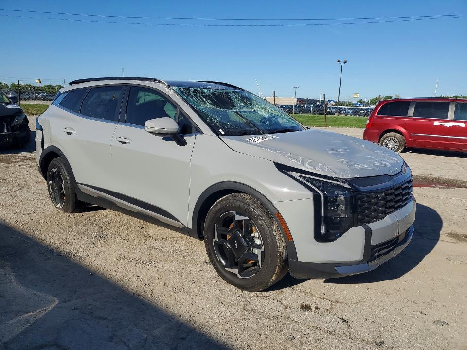 2026 Kia Sportage VIN 5XYK33DF4TG374352 COPART salvage auction — SIDE, In - Cert Of Title-Salvage Title, sold $7,800 on 2026-07-24 (photo 4)