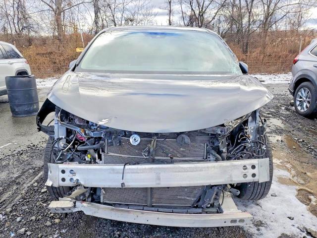 2025 Toyota Sienna VIN 5TDYRKEC6SS242010 COPART salvage auction — FRONT END, Fl - Certificate Of Destruction, sold $14,800 on 2026-07-10 (photo 5)