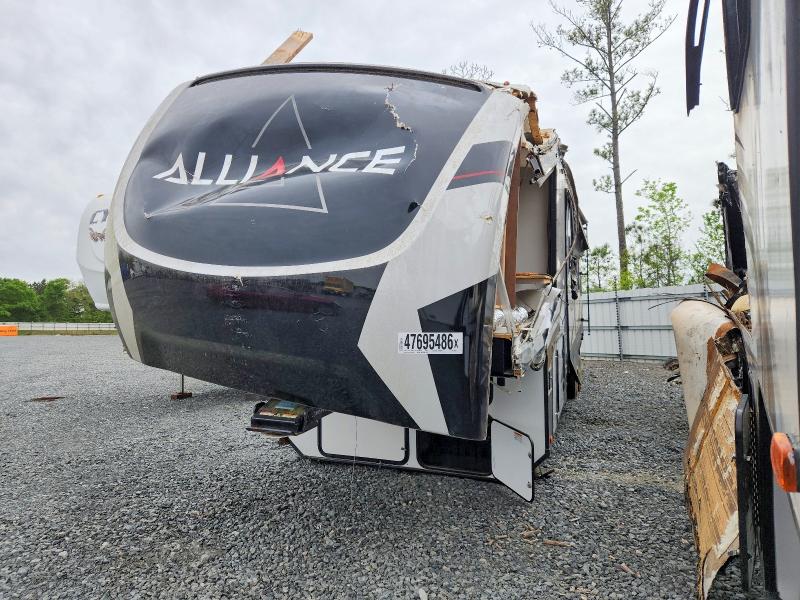 2022 Alliance rv Valor VIN 7M5FV4432NA005561 COPART salvage auction — SIDE, GA - CERT OF TITLE-SALVAGE, sold $850 on 2026-07-30 (photo 2)