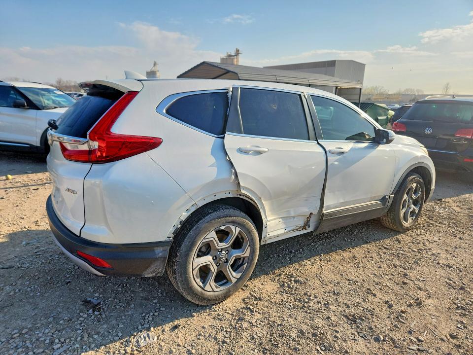 2018 Honda Cr-v VIN 2HKRW2H52JH607300 COPART salvage auction — SIDE, Ks - Cert Of Title-Salvage, sold $6,800 on 2026-07-02 (photo 3)