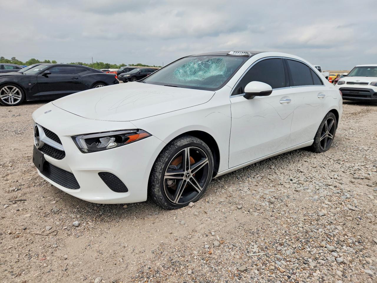 2019 Mercedes-Benz A-Class VIN WDD3G4FB9KW000660 — COPART salvage auction photo