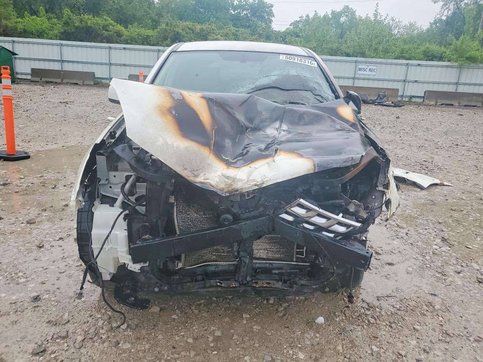 2013 Nissan Rogue sport VIN JN8AS5MT8DW554880 COPART salvage auction — ENGINE BURN, Mo - Salvage Certificate Of Title, sold $275 on 2026-07-28 (photo 5)