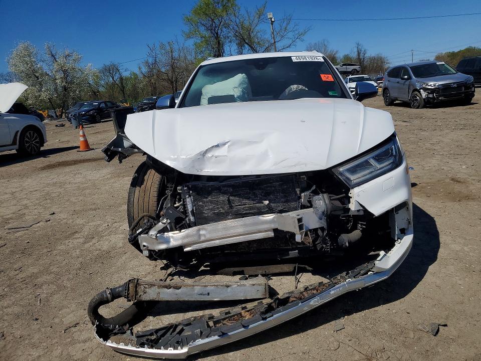 2018 Audi Sq5 VIN WA1A4AFY8J2209983 COPART salvage auction — FRONT END, Md - Cert Of Salvage > 75% Damage, sold $2,800 on 2026-07-02 (photo 5)