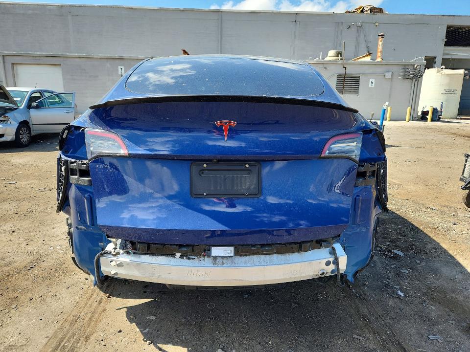 2021 Tesla Model y VIN 5YJYGDEE5MF061622 COPART salvage auction — SIDE, Va - Cert Of Title - Salvage, sold $6,300 on 2026-07-22 (photo 6)