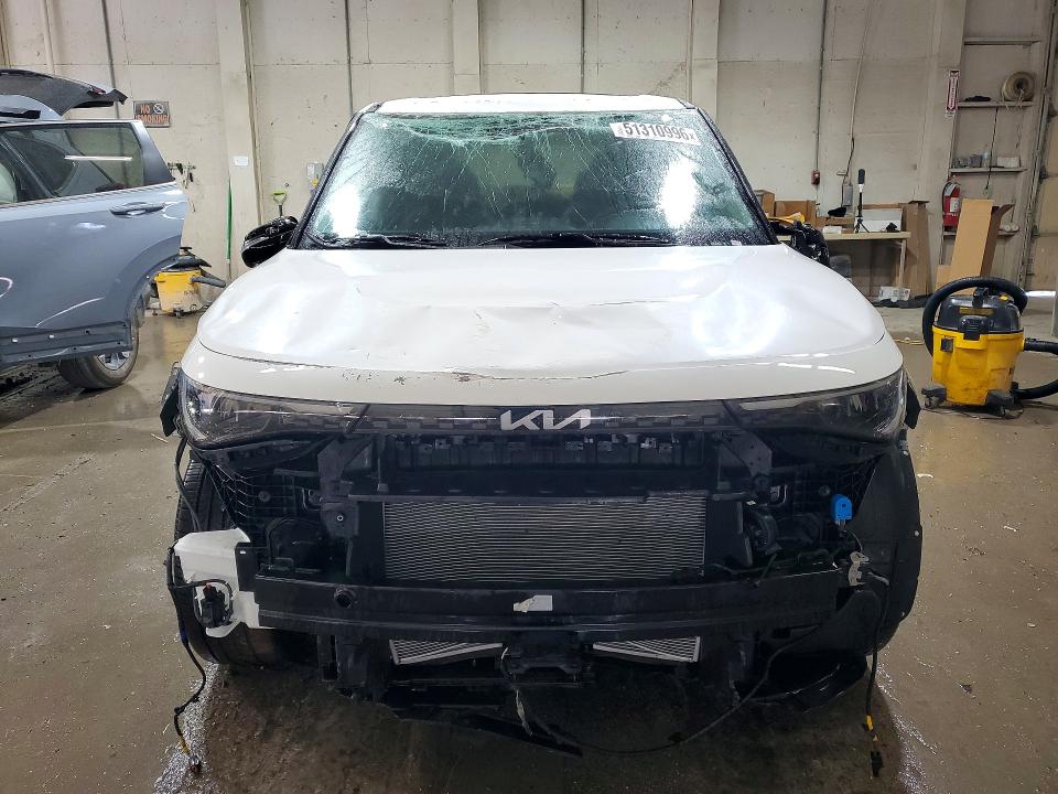 2025 Kia Soul VIN KNDJ53AU7S7963951 COPART salvage auction — ROLLOVER, Tn - Salvage Certificate, sold $175 on 2026-07-28 (photo 5)