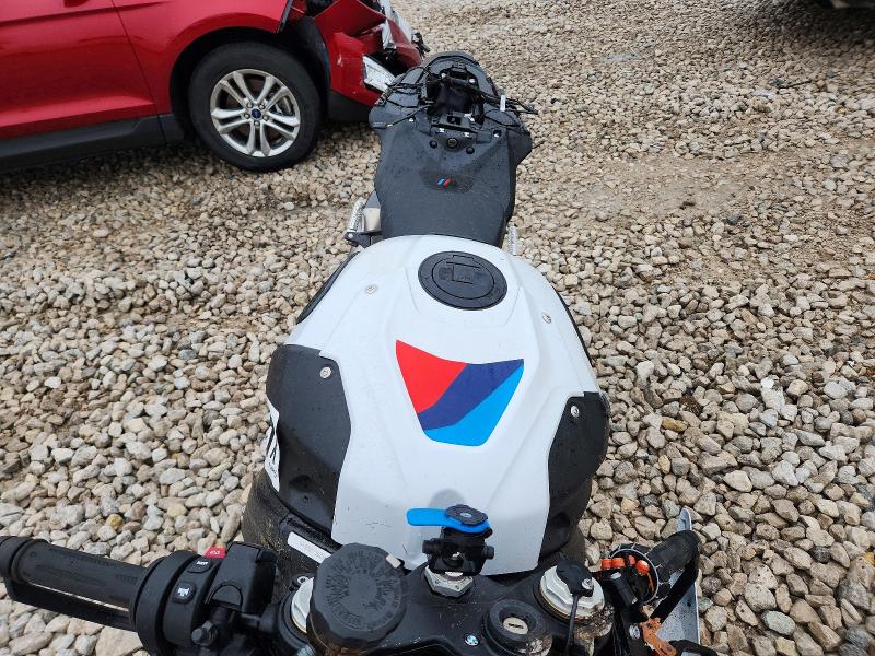 2026 BMW S VIN WB10P2300T6M41242 COPART salvage auction — FRONT END, Salvage Title, sold $9,100 on 2026-07-16 (photo 5)