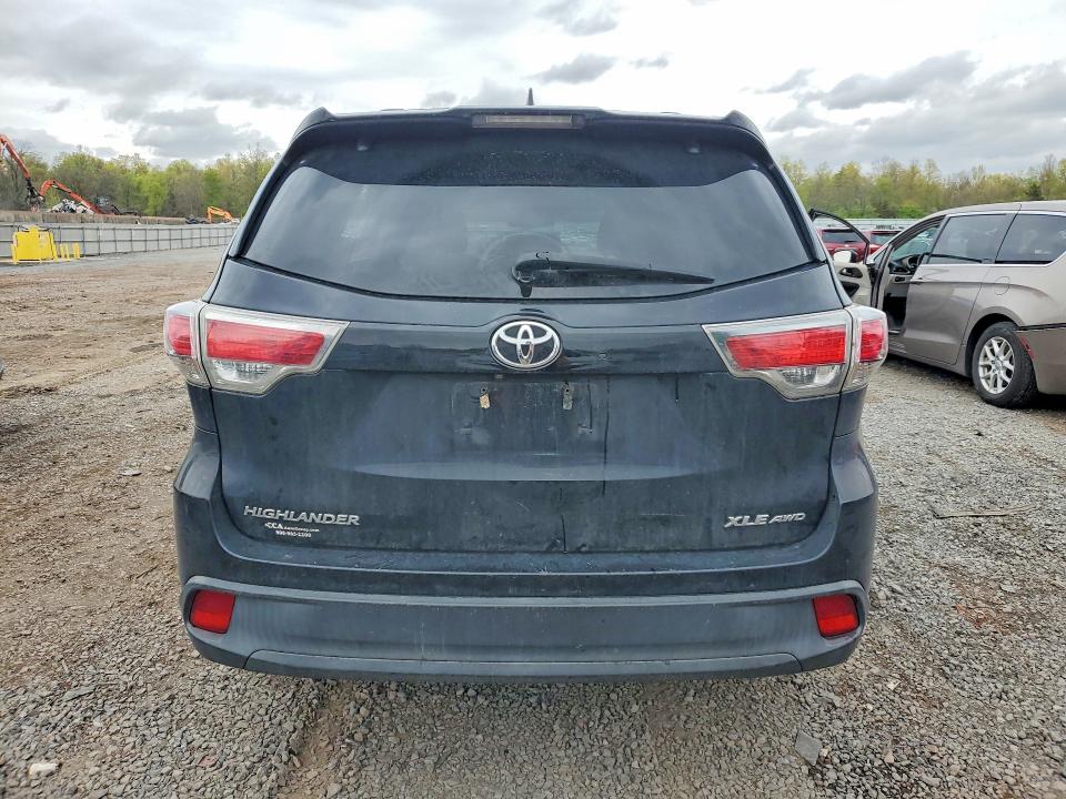 2015 Toyota Highlander VIN 5TDJKRFH5FS185751 COPART salvage auction — SIDE, Nj - Cert Of Title-Salvage, sold $6,500 on 2026-07-31 (photo 6)