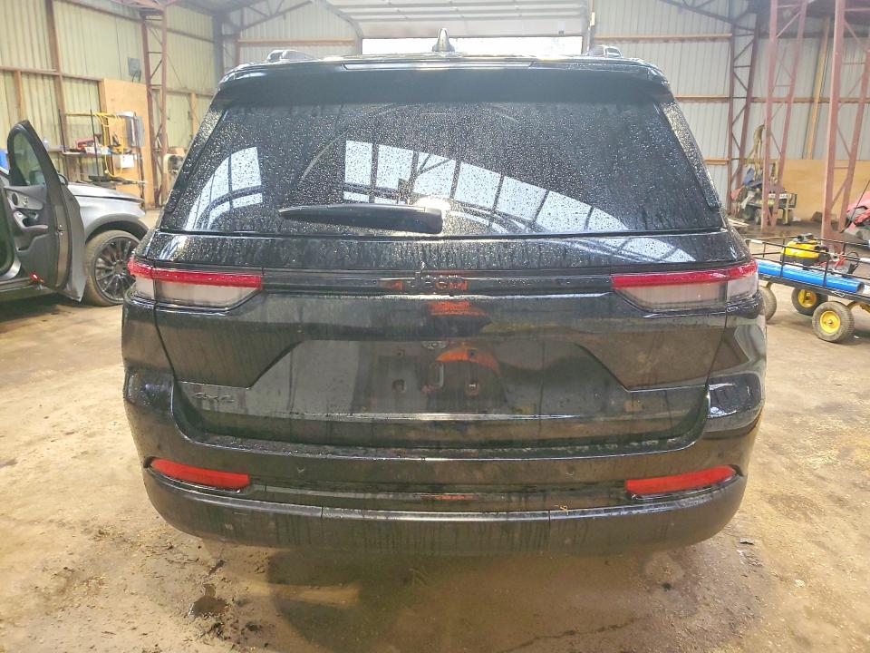 2024 Jeep Cherokee VIN 1C4RJHAG2RC250351 COPART salvage auction — FRONT END, On - Permit Salvage, sold $13,800 on 2026-07-02 (photo 6)