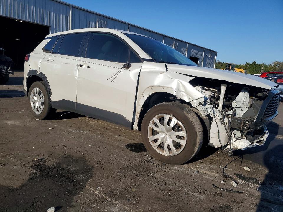 2022 Toyota Corolla cross VIN 7MUAAABG8NV007158 COPART salvage auction — FRONT END, Salvage Title, sold $5,000 on 2026-07-22 (photo 4)