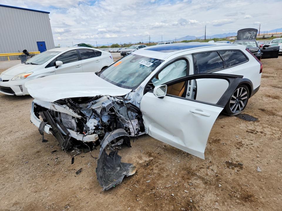 2026 Volvo V90 VIN YV4062NLXT1205740 COPART salvage auction — FRONT END, AZ - CERT OF TITLE - SALVAGE, sold $3,100 on 2026-07-24 (photo 1)