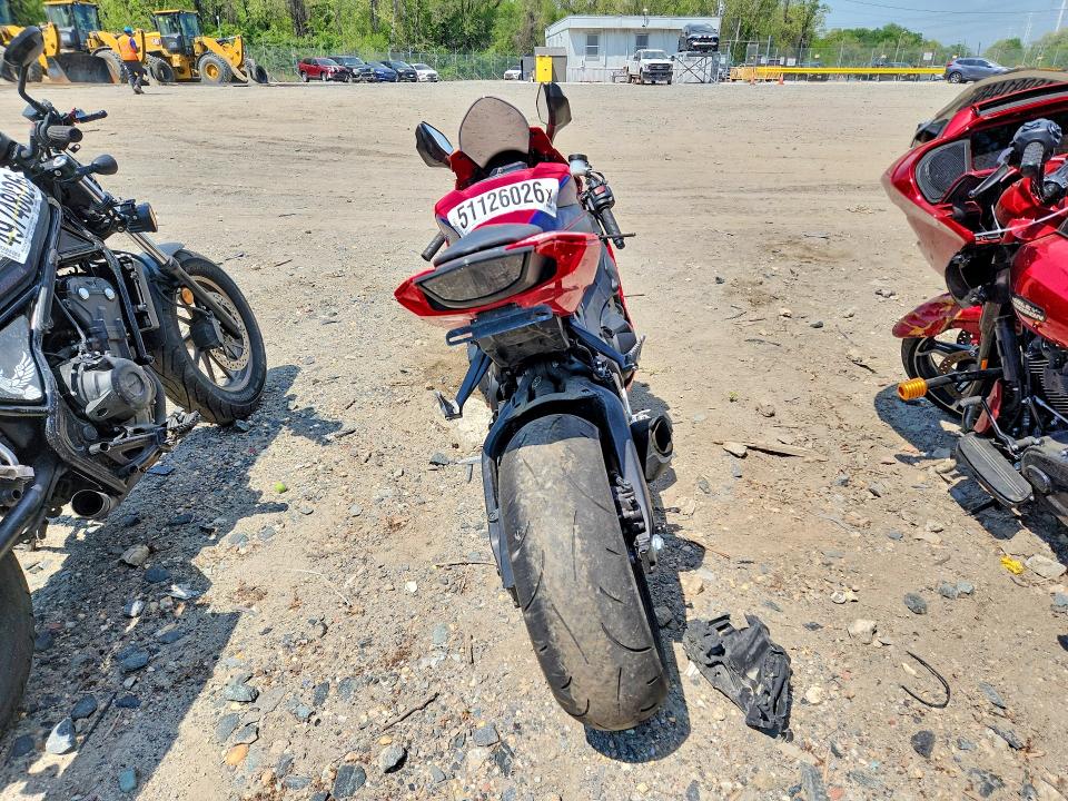 2024 Honda Cbr VIN JH2SC7756RK700138 COPART salvage auction — FRONT END, Wv - Salvage Certificate, sold $4,800 on 2026-07-23 (photo 4)