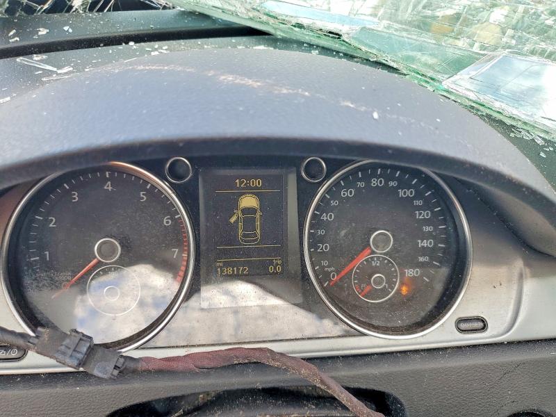 2013 Volkswagen Passat cc VIN WVWRN7AN7DE526968 COPART salvage auction — ROLLOVER, Salvage Title, sold $425 on 2026-07-13 (photo 9)