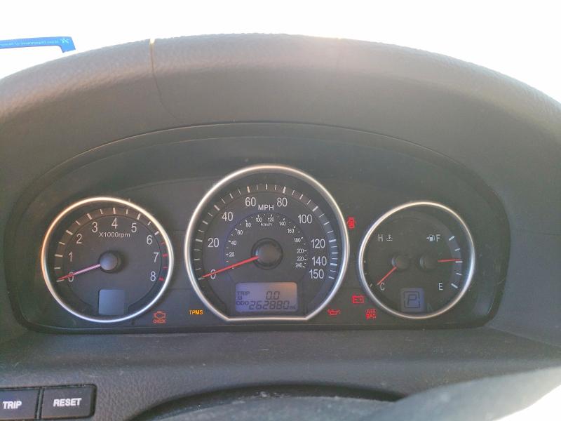 2007 Hyundai Veracruz VIN KM8NU13C97U005752 COPART salvage auction — MINOR DENT/SCRATCHES, MT - CERTIFICATE OF TITLE, sold $525 on 2026-07-23 (photo 9)