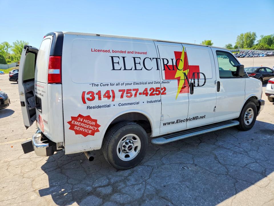 2023 Gmc Savana VIN 1GTW7AFP2P1201855 COPART salvage auction — REAR END, MO - SALVAGE CERTIFICATE OF TITLE, sold $10,400 on 2026-07-31 (photo 3)