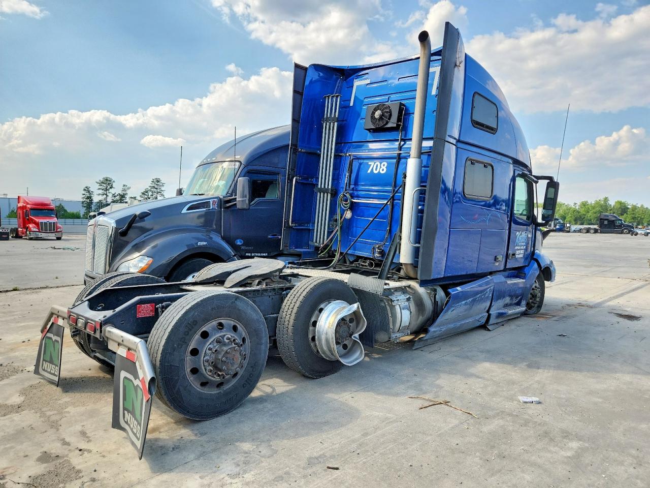 2022 Volvo VNL VIN 4V4NC9EH8NN303803 COPART salvage auction — Front End, NC - SALVAGE CERTIFICATE OF TITLE, sold $44,750 on 2026-07-02 (photo 4)