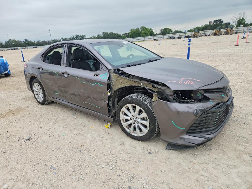 2018 Toyota Camry VIN 4T1B11HK6JU026769 COPART salvage auction — SIDE, Tx - Salvage Vehicle Title, sold $5,900 on 2026-07-09 (photo 4)